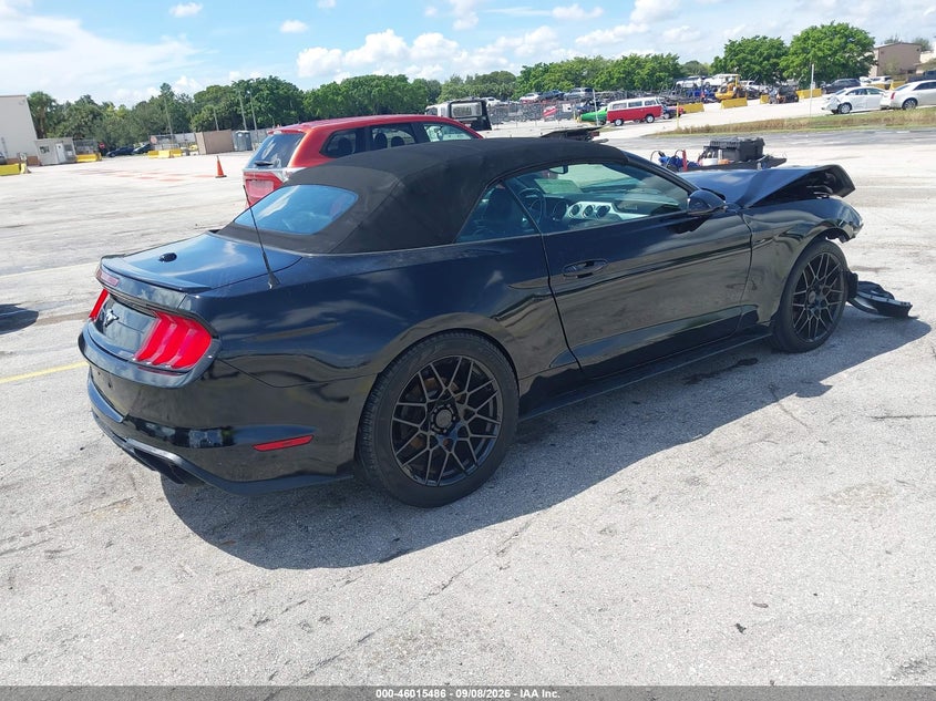 2018 FORD MUSTANG ECOBOOST PREMIUM · Фото 4