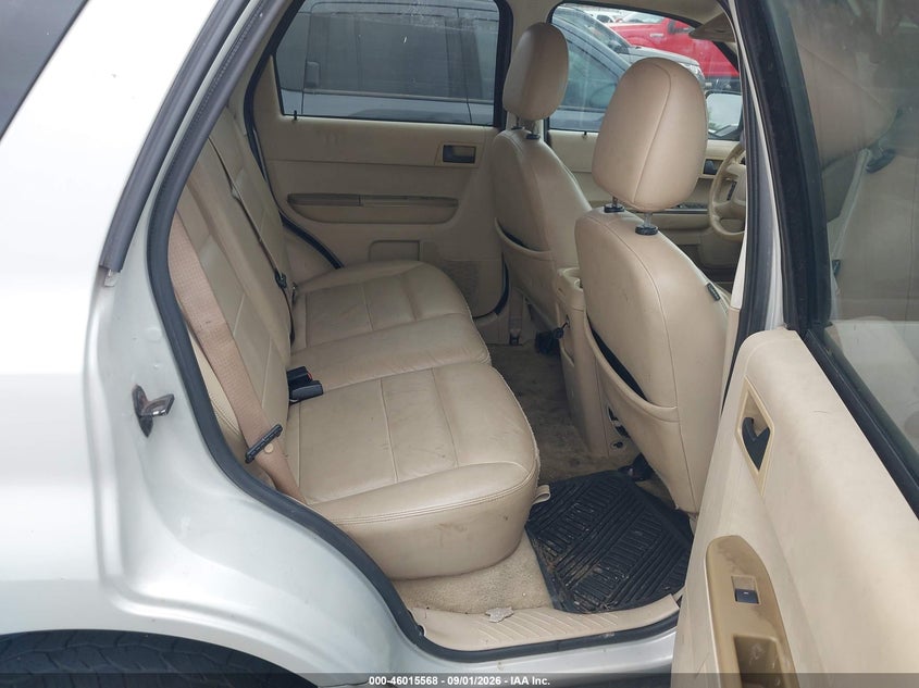 2008 FORD ESCAPE auction photo 8