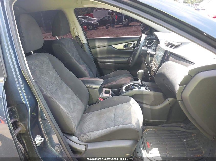 2016 NISSAN ROGUE auction photo 5