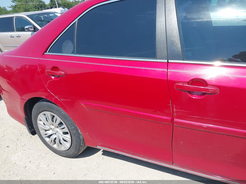 2014 TOYOTA CAMRY HYBRID auction photo 6
