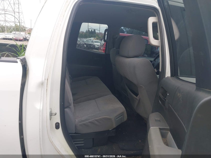 2012 TOYOTA TUNDRA auction photo 8