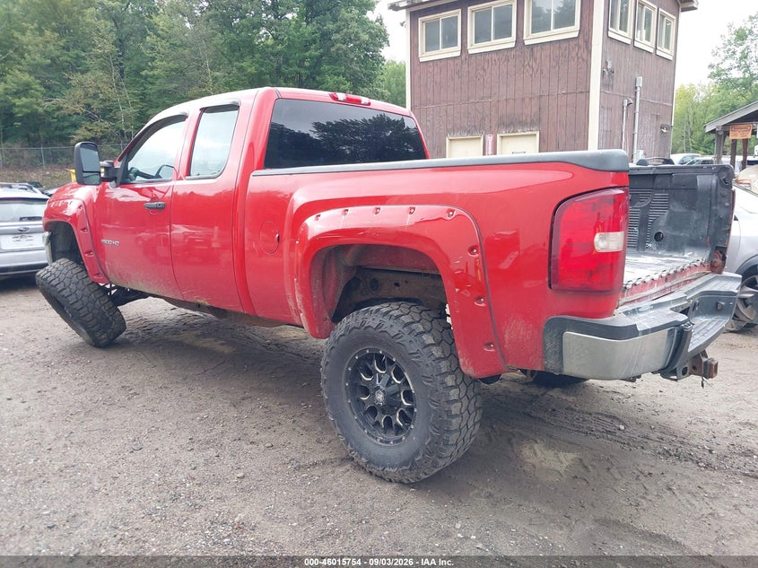 2011 CHEVROLET SILVERADO 2500HD auction photo 3