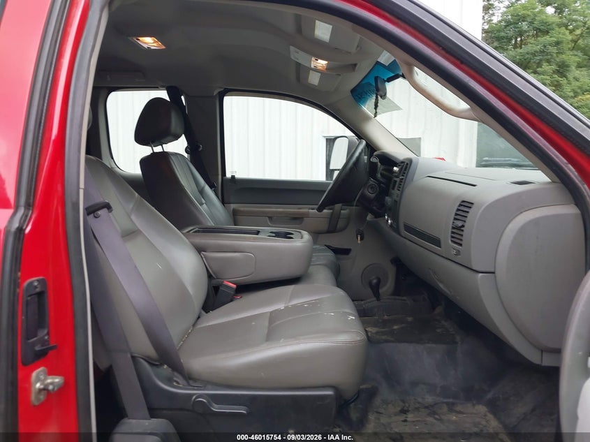 2011 CHEVROLET SILVERADO 2500HD auction photo 5