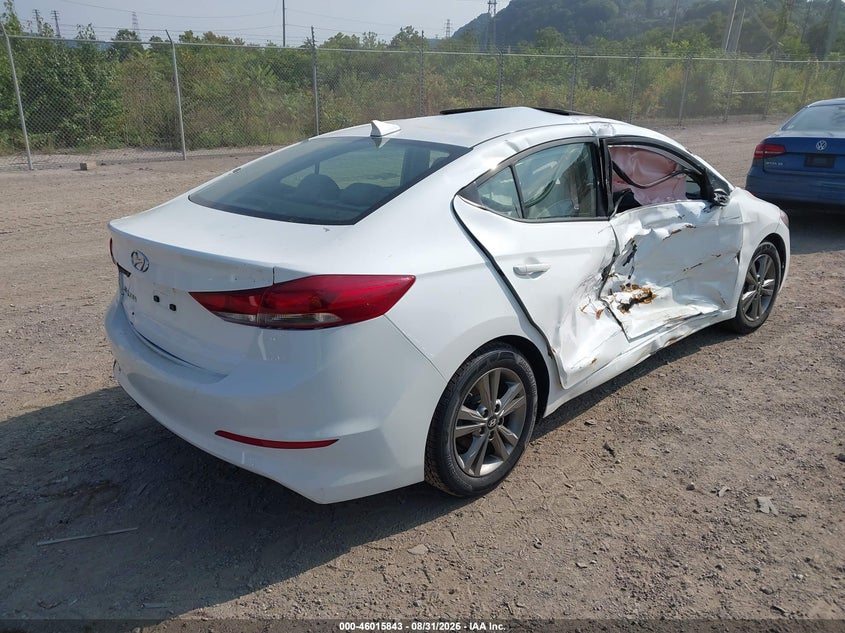 2018 HYUNDAI ELANTRA auction photo 4