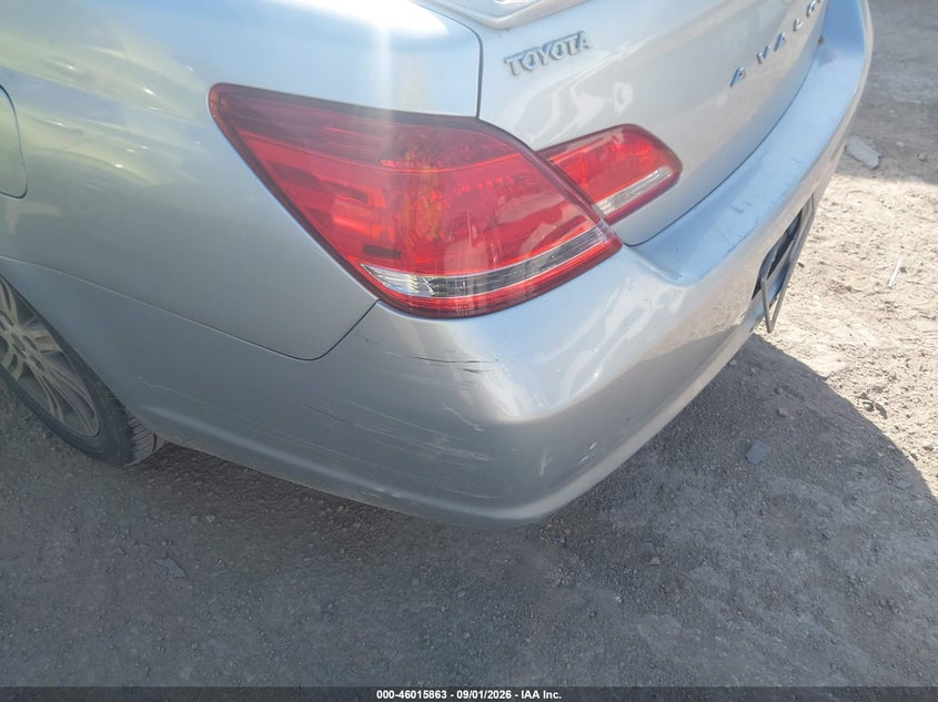 2006 TOYOTA AVALON auction photo 6