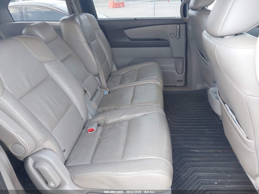 2011 HONDA ODYSSEY auction photo 8