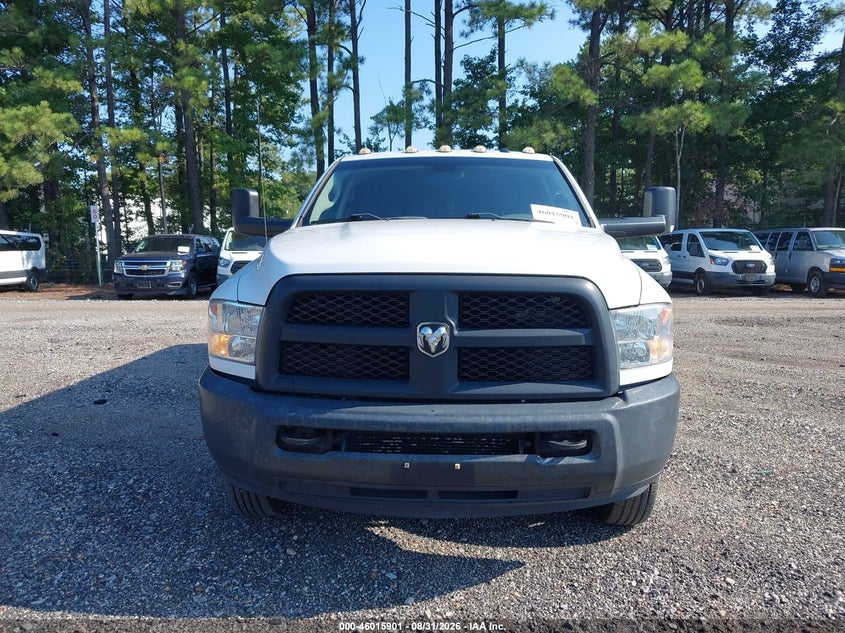 2017 RAM 3500 auction photo 6