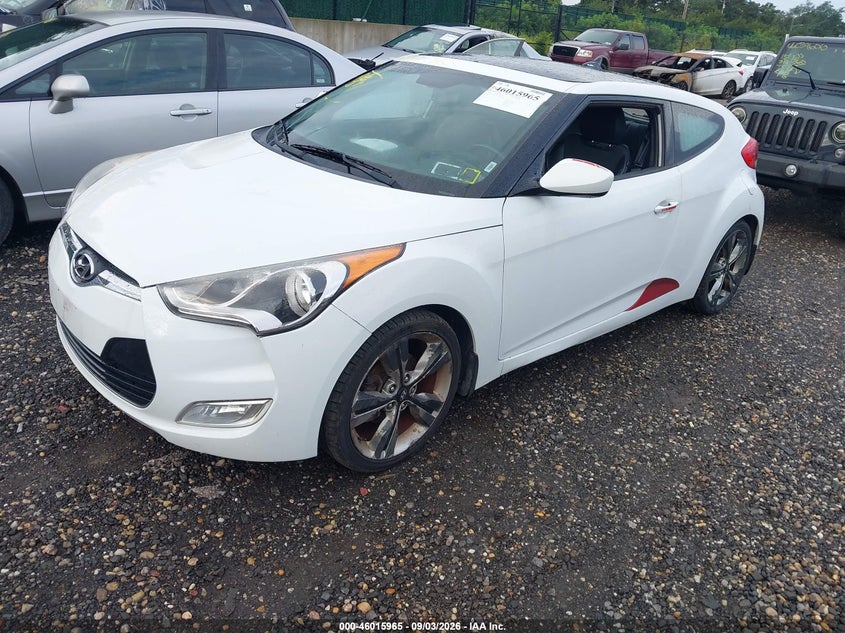 2016 HYUNDAI VELOSTER auction photo 2