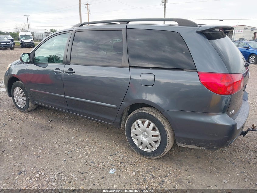 2006 TOYOTA SIENNA auction photo 3