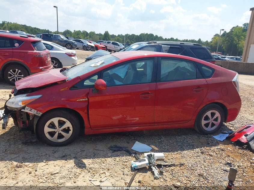 TOYOTA PRIUS - zdjęcie 15