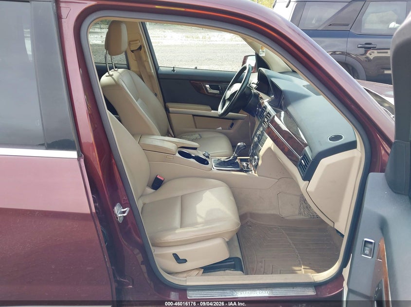 MERCEDES-BENZ GLK 350 2011 VIN WDCGG8HB1BF557444