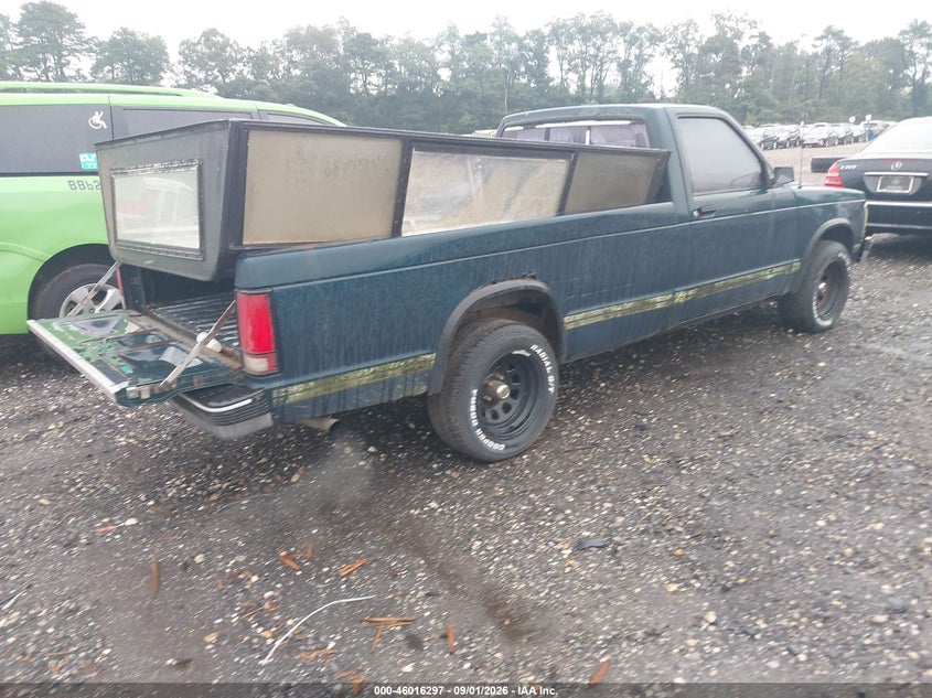 1993 CHEVROLET S TRUCK auction photo 4