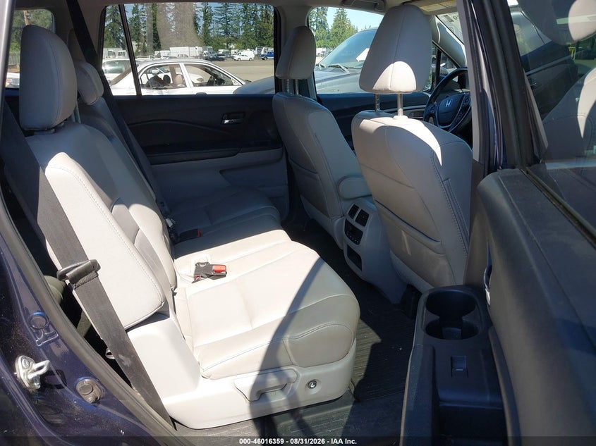 2017 HONDA PILOT auction photo 8