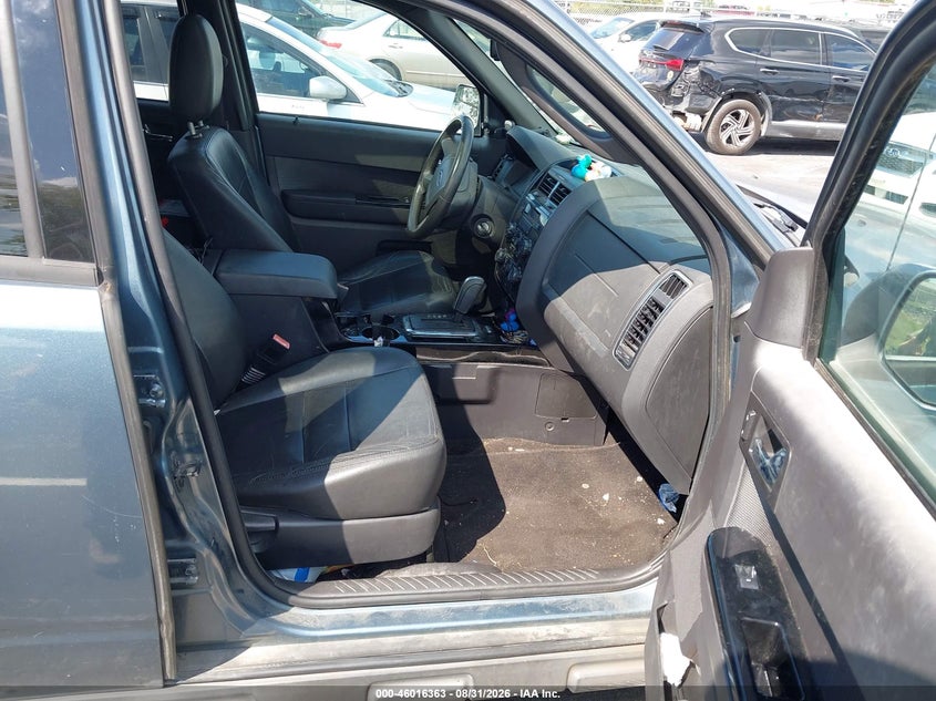 2012 FORD ESCAPE auction photo 5