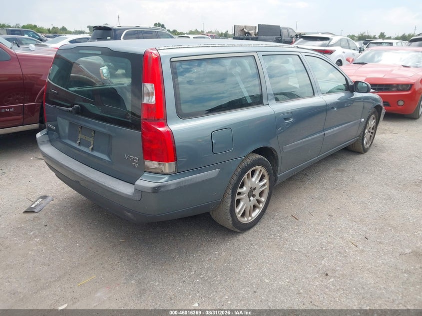 2001 VOLVO V70 auction photo 4