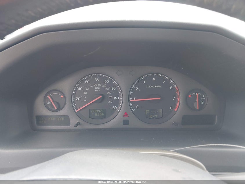 2001 VOLVO V70 auction photo 7