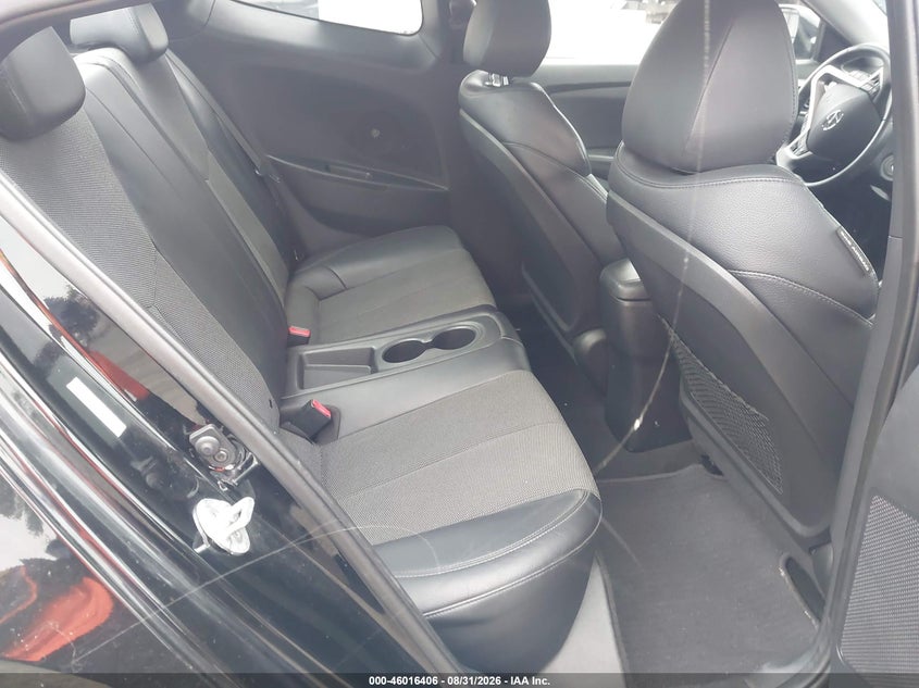 2013 HYUNDAI VELOSTER auction photo 8