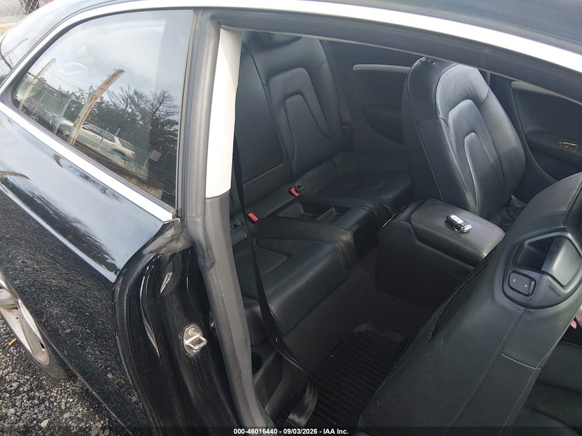 AUDI A5 2010 VIN WAULFAFR9AA011420