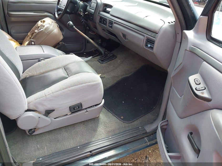 1995 FORD BRONCO auction photo 5