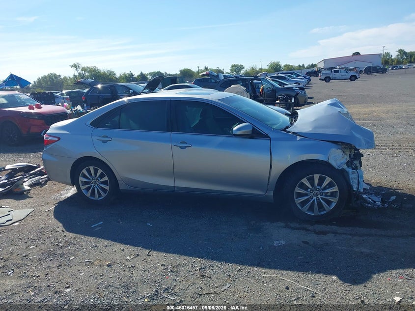 TOYOTA CAMRY - zdjęcie 14