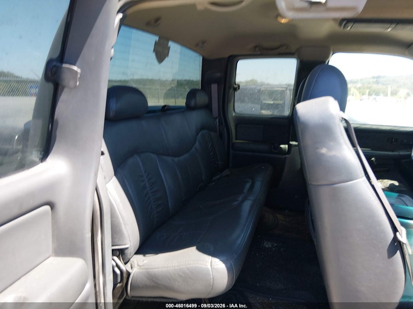 2002 GMC SIERRA PICKUP 5.3L V-8 REGULAR , 285HP