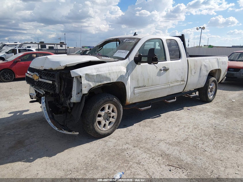2012 CHEVROLET SILVERADO 3500HD auction photo 2