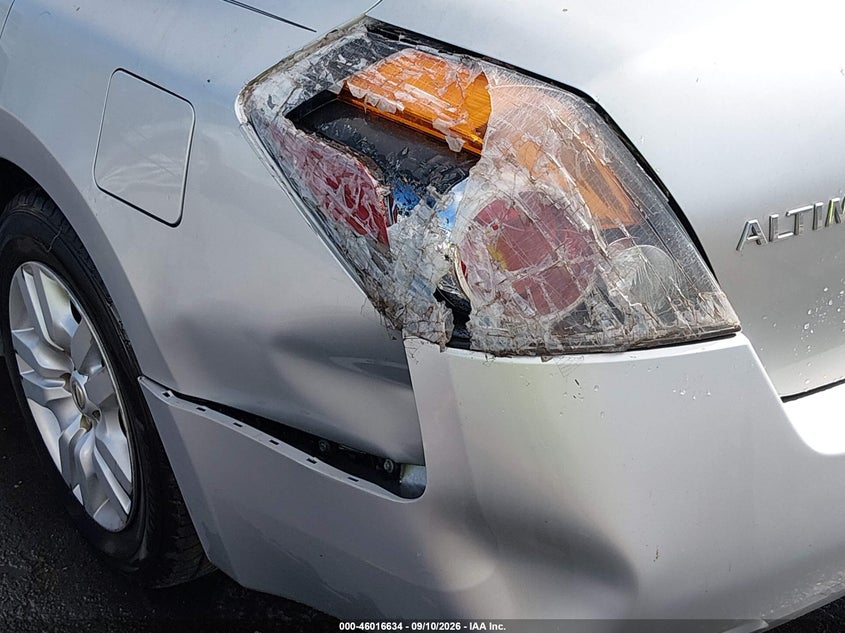 2010 NISSAN ALTIMA auction photo 6