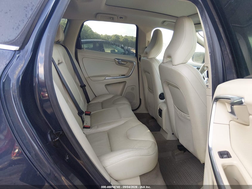 2013 VOLVO XC60 auction photo 8