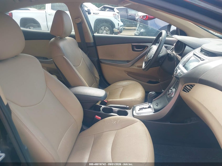 2012 HYUNDAI ELANTRA auction photo 5