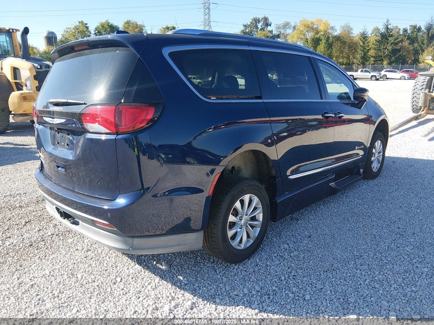 Vin: 2c4rc1eg9jr255361, lot: 46516149, chrysler pacifica touring l plus 20184