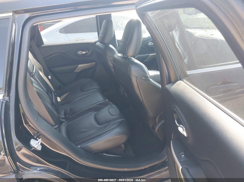 2018 JEEP CHEROKEE auction photo 8