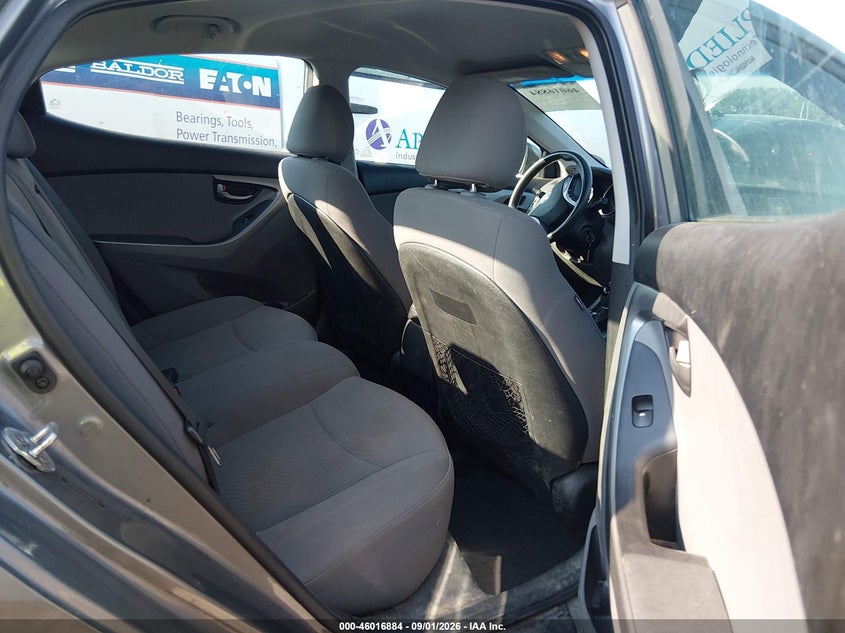 2014 HYUNDAI ELANTRA auction photo 8