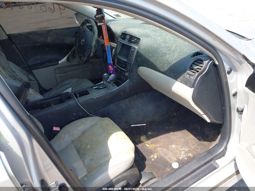 2010 LEXUS IS 250 auction photo 5