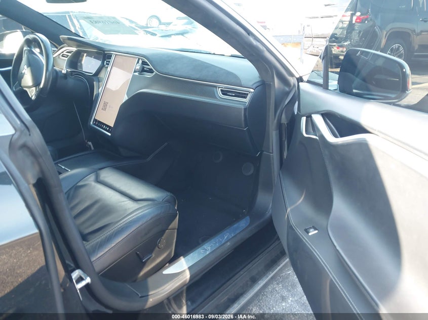TESLA MODEL S 2017 VIN 5YJSA1E25HF193507