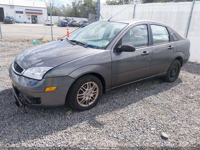 Фото 2 - FORD FOCUS