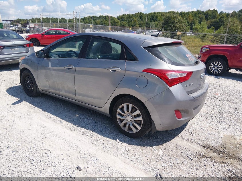 2016 HYUNDAI ELANTRA GT auction photo 3
