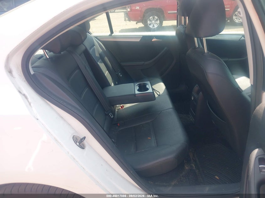 2013 VOLKSWAGEN JETTA auction photo 8