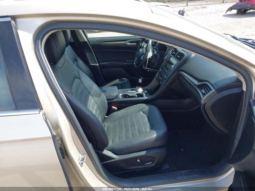 2018 FORD FUSION auction photo 5