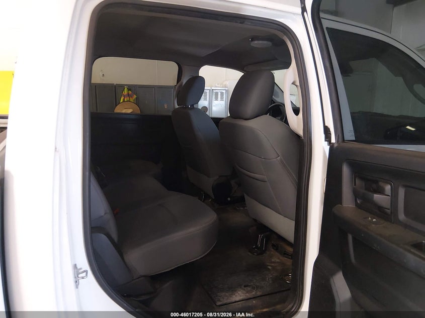2020 RAM 1500 CLASSIC auction photo 3