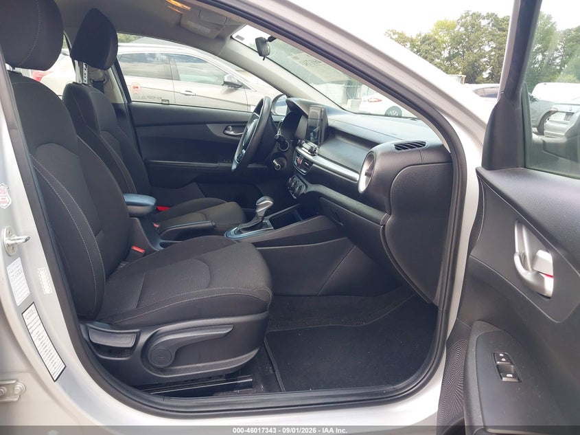 2021 KIA FORTE auction photo 5