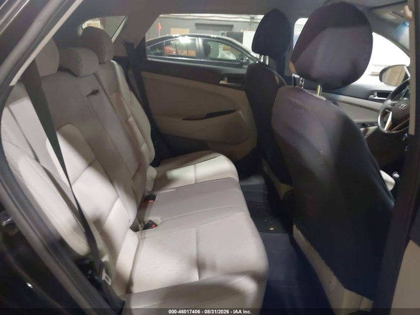 2017 HYUNDAI TUCSON auction photo 8