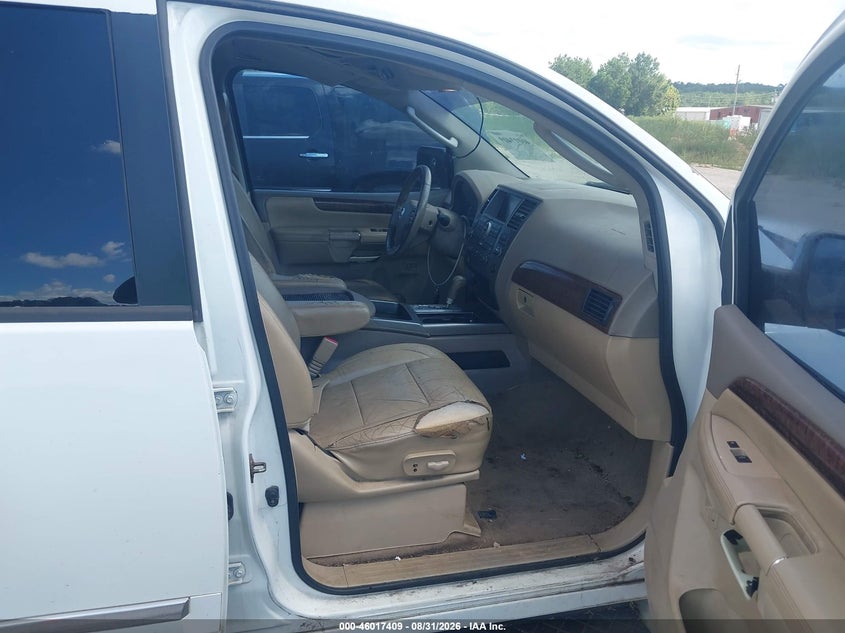 2011 NISSAN ARMADA auction photo 5
