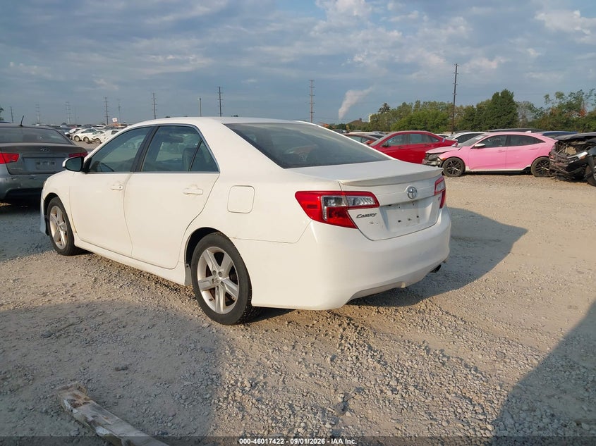 2014 TOYOTA CAMRY auction photo 3