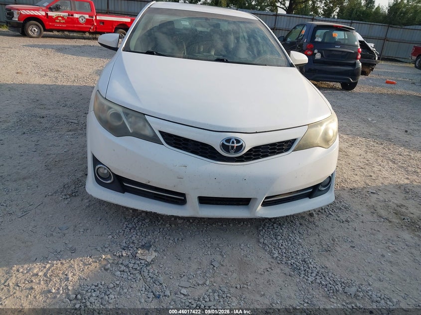2014 TOYOTA CAMRY auction photo 6