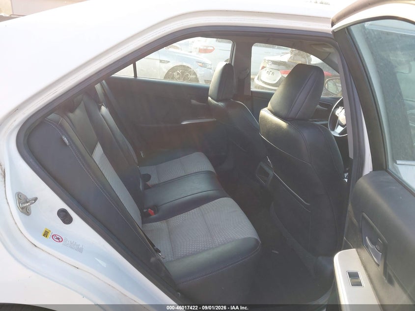 2014 TOYOTA CAMRY auction photo 8