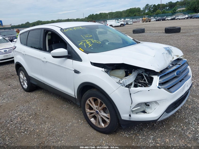 2017 FORD ESCAPE auction photo 1