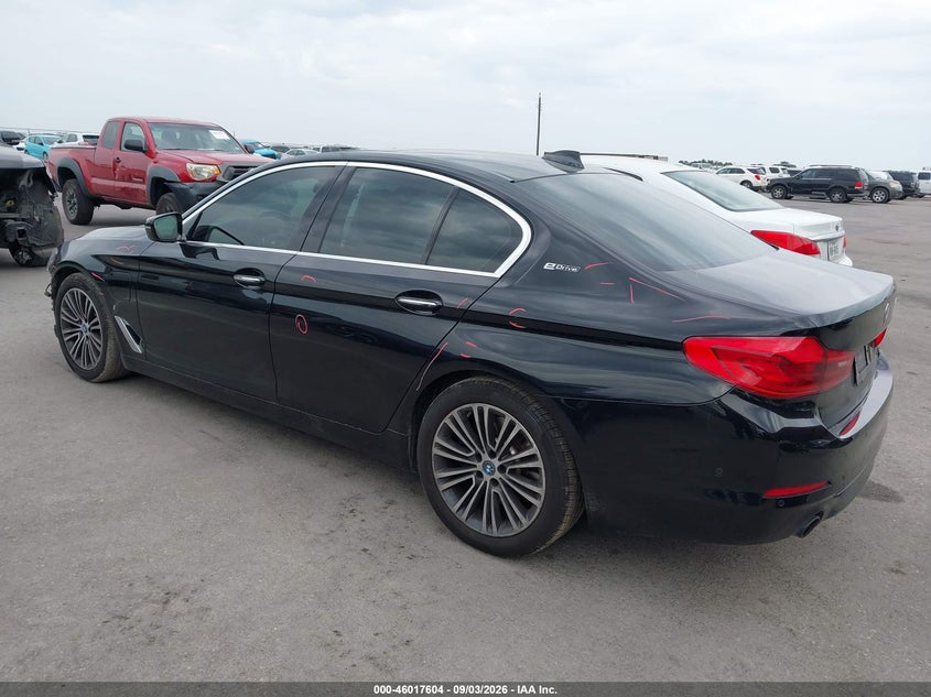 Vin: wbaja9c52jb033940, lot: 46516995, bmw 530e iperformance 20183