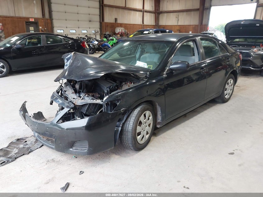 2011 TOYOTA CAMRY auction photo 2