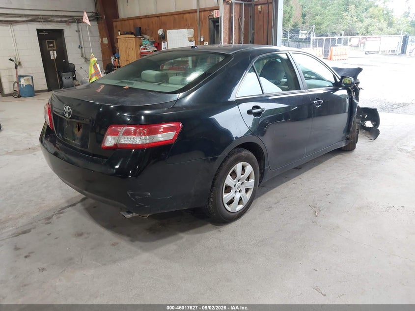 2011 TOYOTA CAMRY auction photo 4