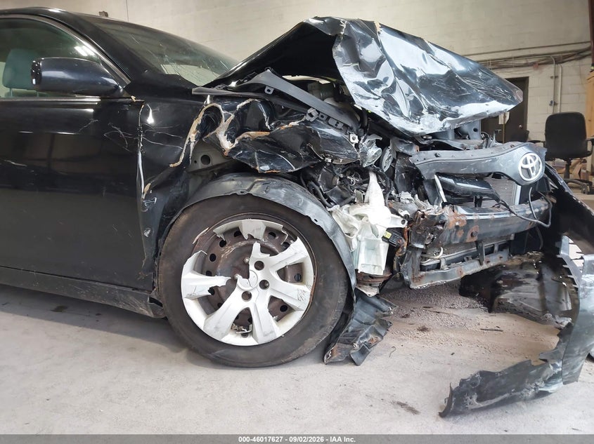 2011 TOYOTA CAMRY auction photo 6